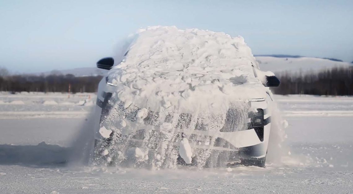 shake-it-off-et9-nio-s-ev-answer-to-maybach-sheds-snow-with-its-vibrating-chassis-system-video-19-02-2024-1140x628.jpg