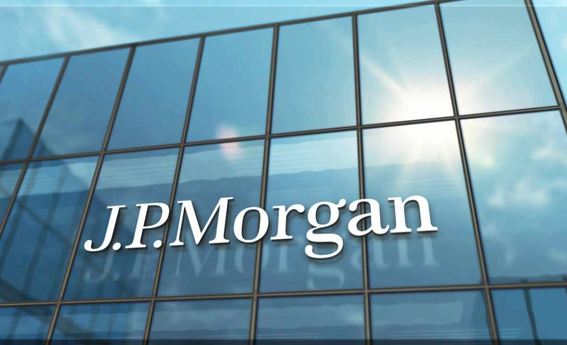 JPMorgan Warns of Downside Risk in Crypto Markets