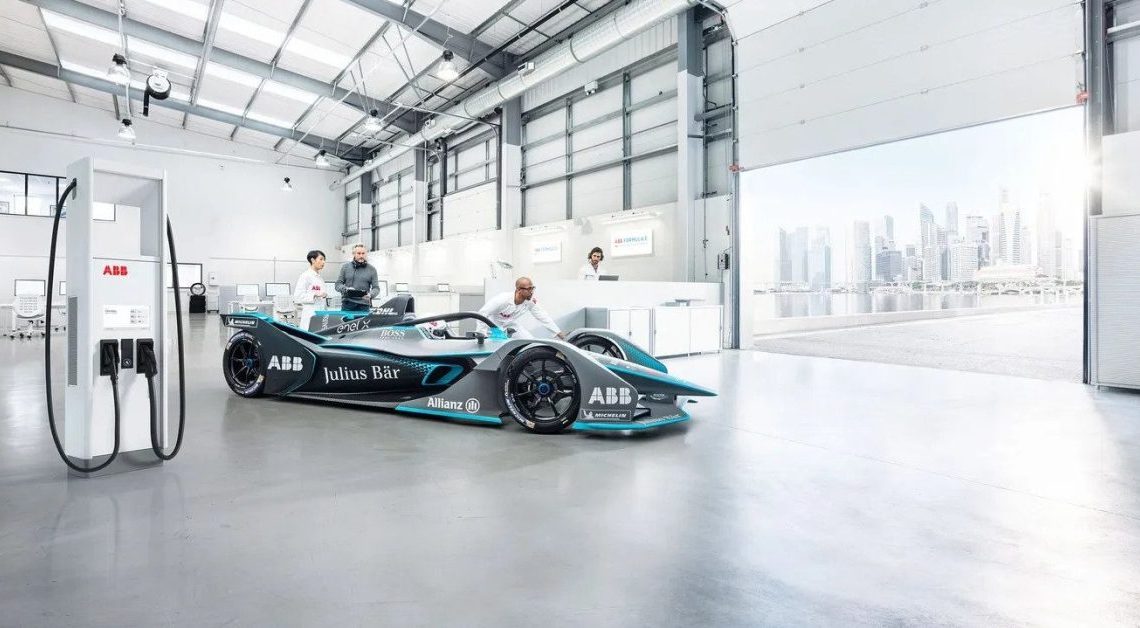 Formula E's Latest Innovation: Mid-Race Charging for Electric Cars