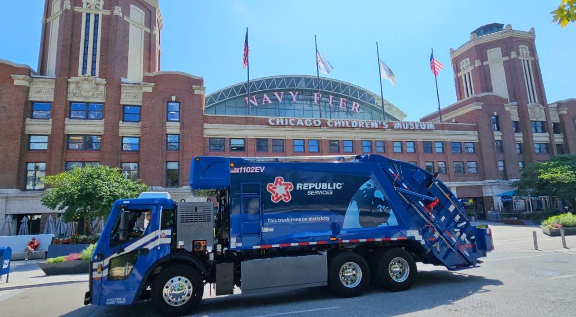 LR Electric Garbage Trucks Improve Urban Air Quality