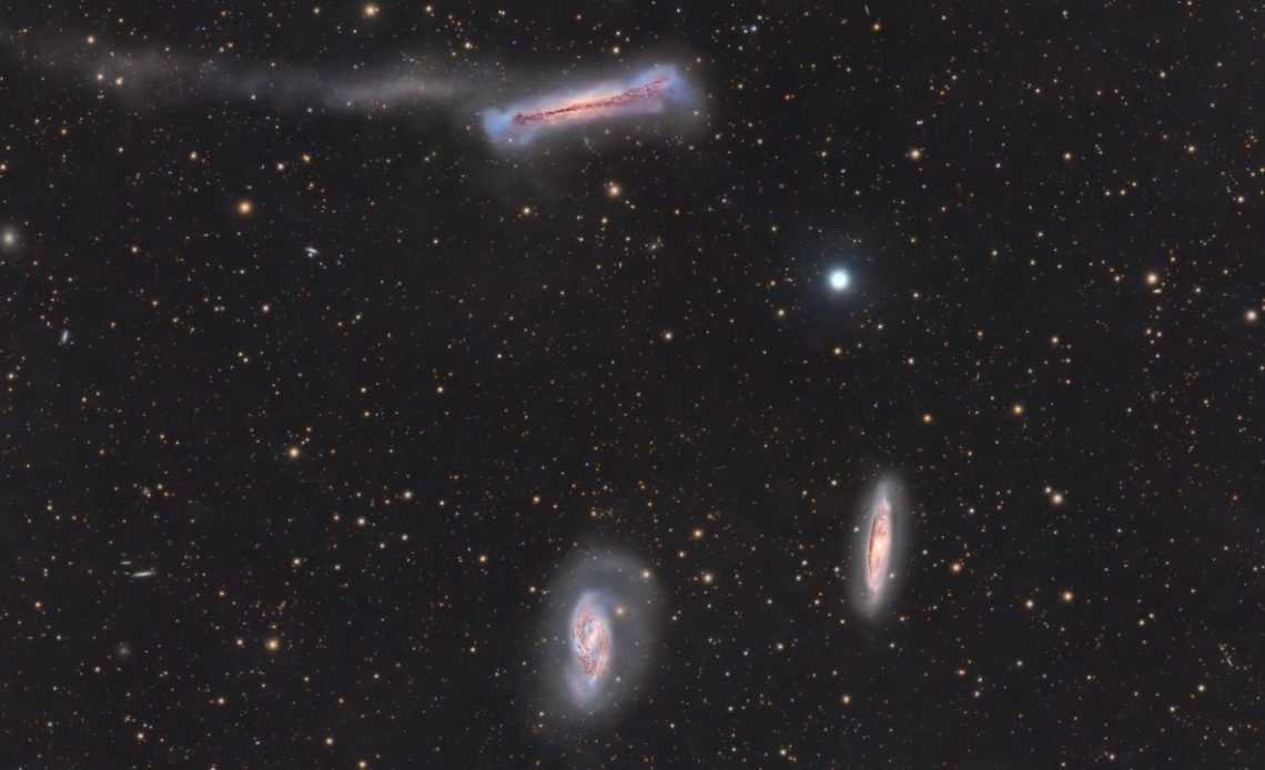 Astrophotographer Captures 548 Galaxies From His Balcony